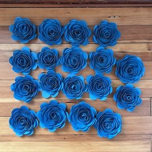 Paper flowers handmade via cricut. Qty of 18
